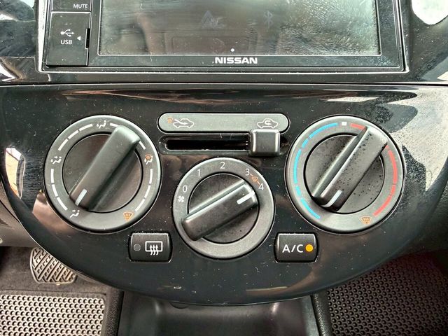 NISSAN日產 TIIDA  第11張相片