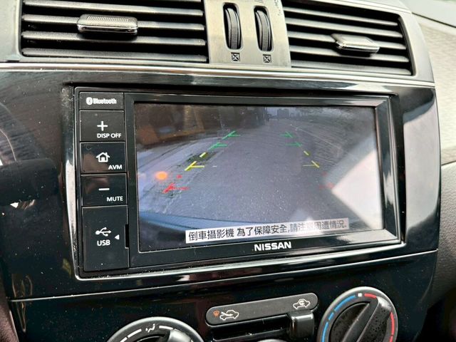NISSAN日產 TIIDA  第14張相片