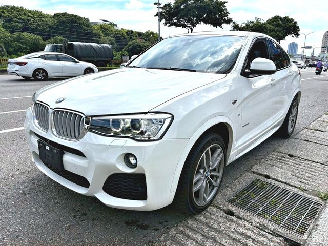 BMW寶馬 X4 XDRIVE28I  第1張相片