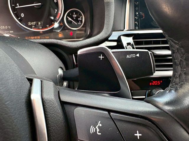 BMW寶馬 X4 XDRIVE28I  第8張相片
