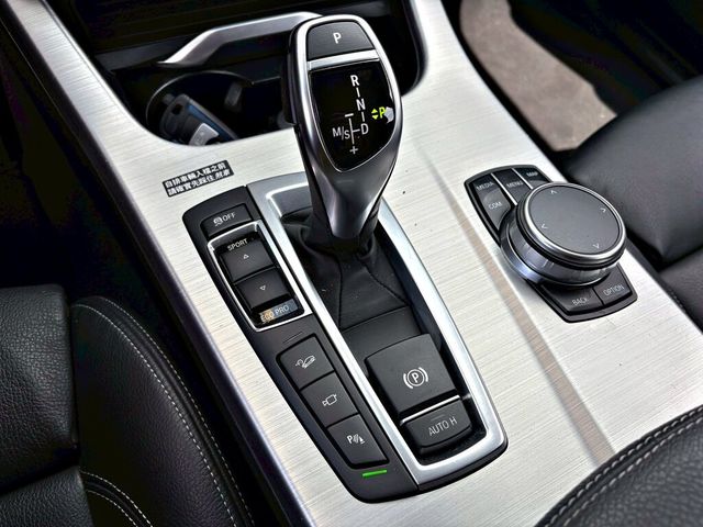 BMW寶馬 X4 XDRIVE28I  第12張相片