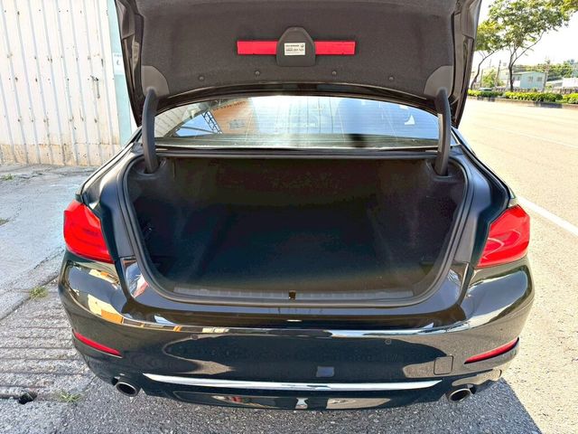 BMW寶馬 520I  第3張相片