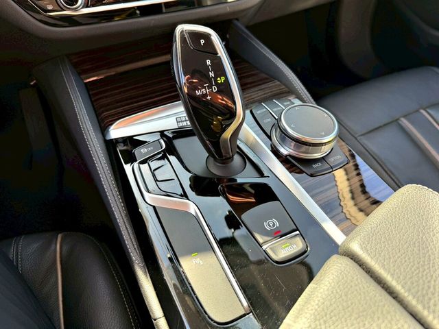 BMW寶馬 520I  第10張相片