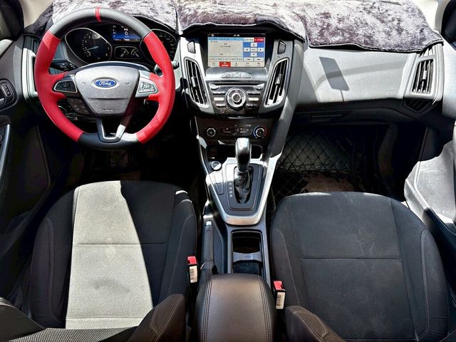 FORD福特 FOCUS  第11張相片