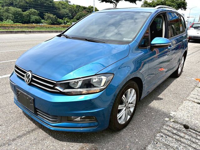 VOLKSWAGEN福斯 TOURAN  第1張相片