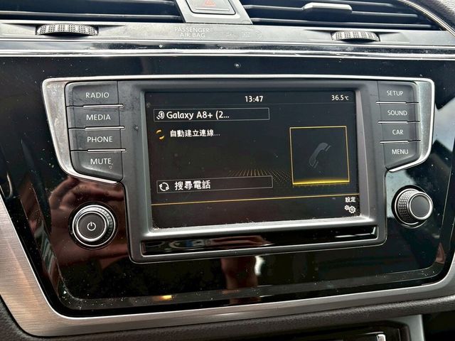 VOLKSWAGEN福斯 TOURAN  第15張相片