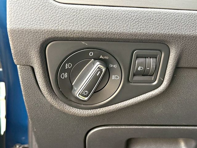 VOLKSWAGEN福斯 TOURAN  第18張相片