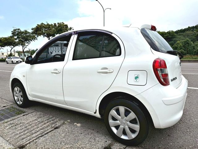 NISSAN日產 MARCH  第2張相片