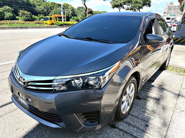 TOYOTA豐田 ALTIS  第1張相片