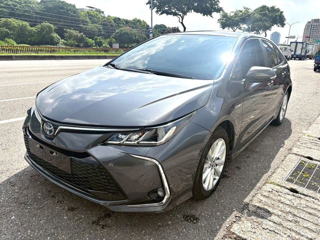 TOYOTA豐田 COROLLA ALTIS HYBRID  第1張相片