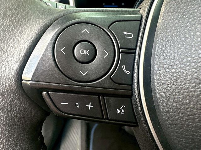 TOYOTA豐田 COROLLA ALTIS HYBRID  第5張相片