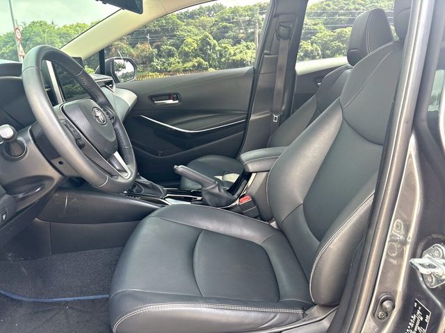 TOYOTA豐田 COROLLA ALTIS HYBRID  第7張相片