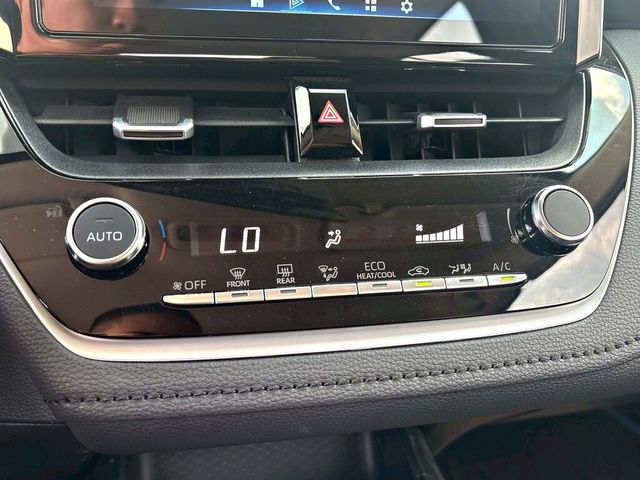 TOYOTA豐田 COROLLA ALTIS HYBRID  第14張相片