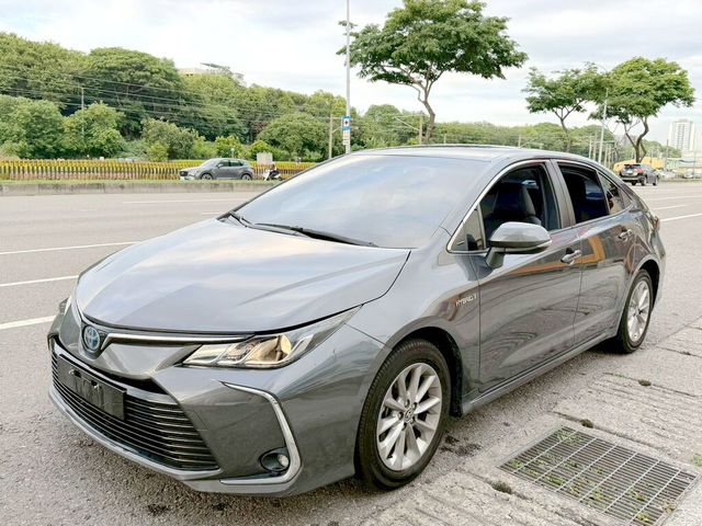 TOYOTA豐田 COROLLA ALTIS HYBRID  第1張相片