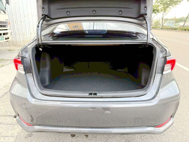 TOYOTA豐田 COROLLA ALTIS HYBRID  第5張相片