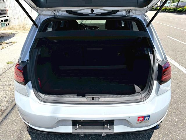 VOLKSWAGEN福斯 GOLF  第3張相片