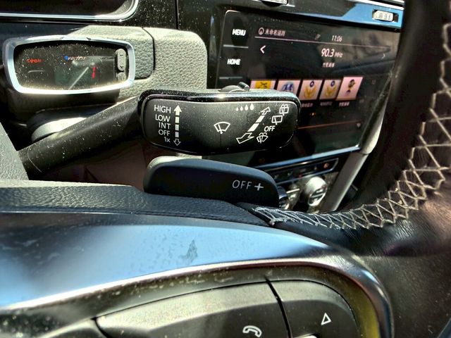 VOLKSWAGEN福斯 GOLF  第8張相片