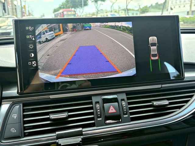 AUDI奧迪 A6 AVANT  第13張相片