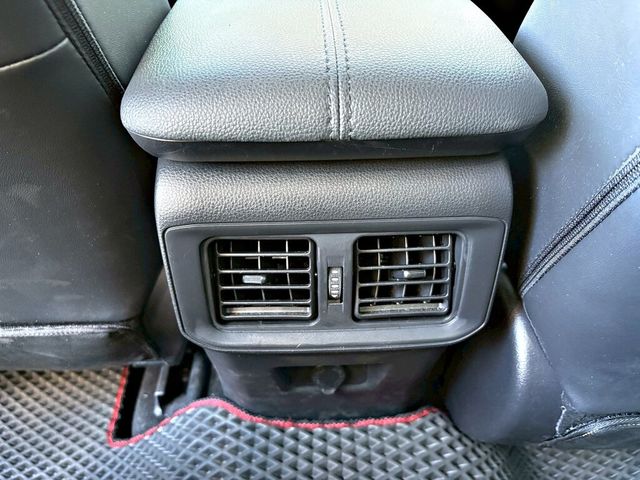 TOYOTA豐田 RAV4  第18張相片