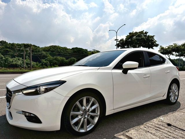 MAZDA馬自達 MAZDA 3  第1張相片