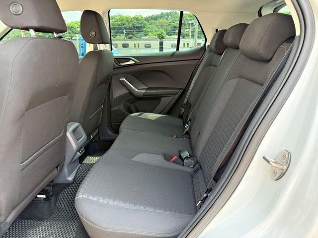 VOLKSWAGEN福斯 T-CROSS  第8張相片