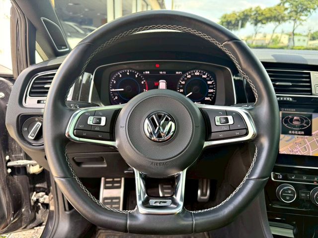VOLKSWAGEN福斯 GOLF VARIANT  第4張相片