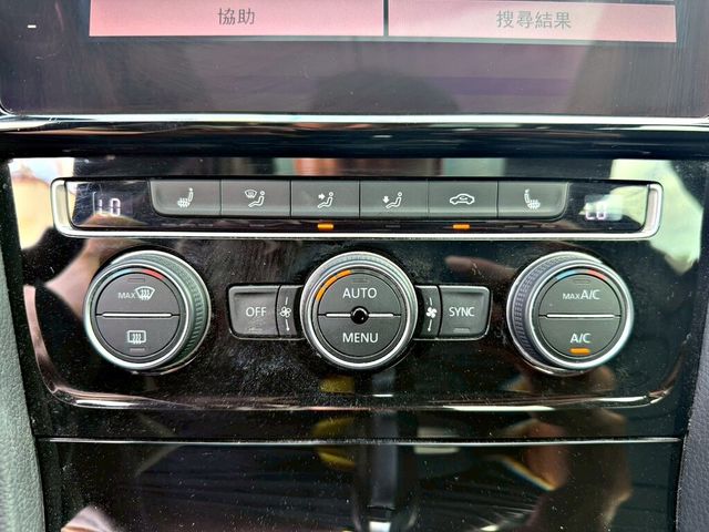 VOLKSWAGEN福斯 GOLF VARIANT  第16張相片