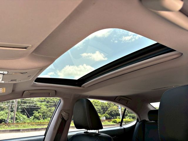 LEXUS凌志 ES300H  第15張相片