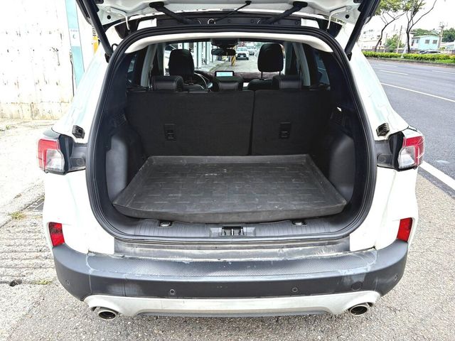 FORD福特 KUGA  第3張相片