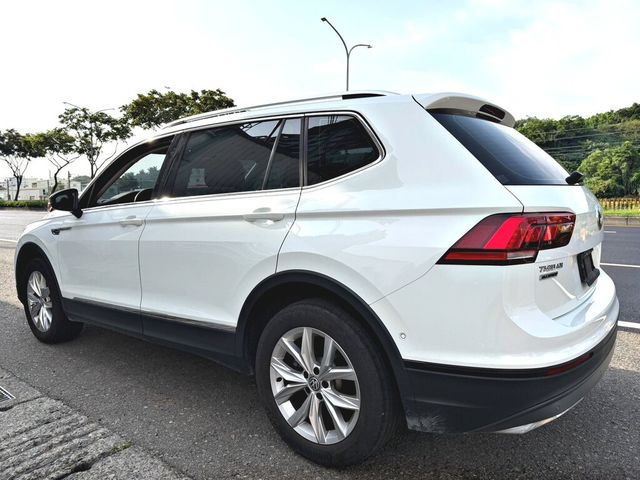 VOLKSWAGEN福斯 TIGUAN ALLSPACE  第2張相片