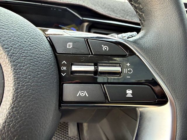HYUNDAI現代 CUSTIN  第6張相片