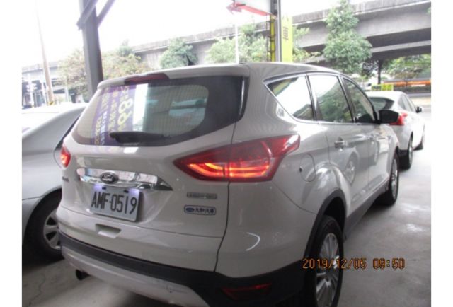 Ford KUGA  第8張相片