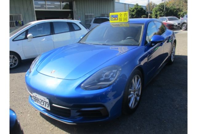 Porsche PANAMERA  第2張相片