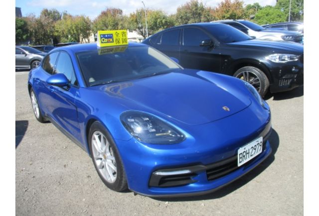 Porsche PANAMERA  第5張相片