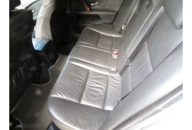BMW 523I  第7張相片