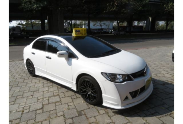 Honda CIVIC  第1張相片