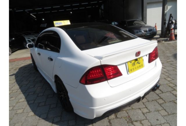Honda CIVIC  第2張相片