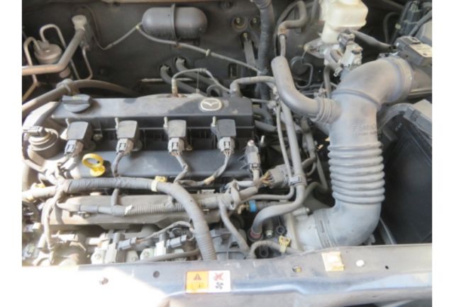 Mazda TRIBUTE  第3張相片