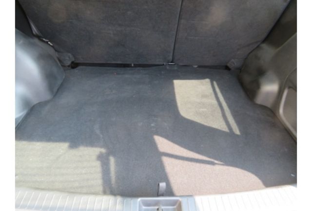 Mazda TRIBUTE  第4張相片
