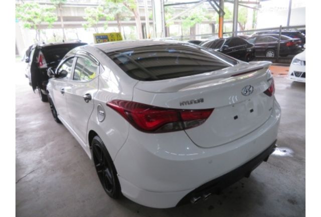 Hyundai ELANTRA  第6張相片