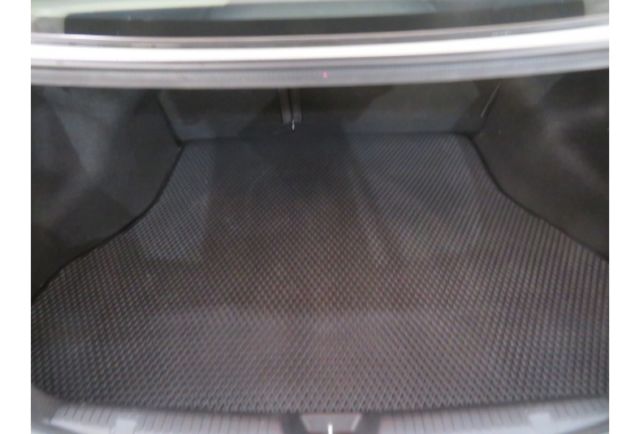 Hyundai ELANTRA  第9張相片