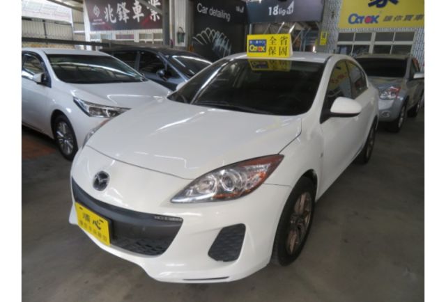 Mazda MAZDA3  第3張相片