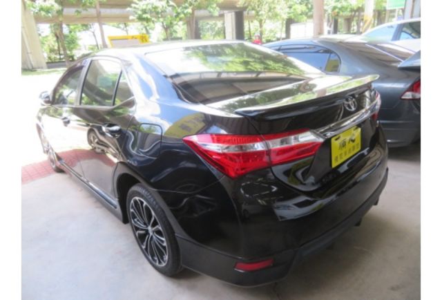 Toyota ALTIS  第9張相片