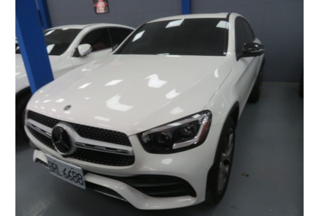 Benz GLC 300  第2張相片