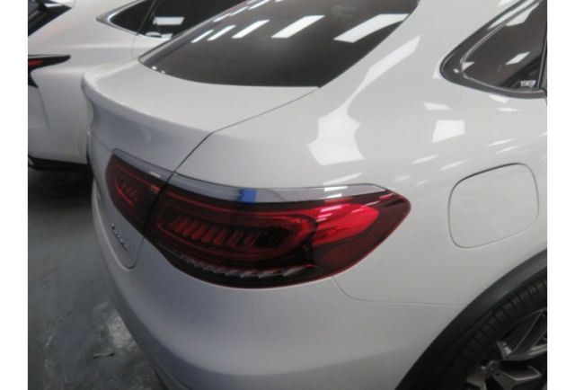 Benz GLC 300  第4張相片