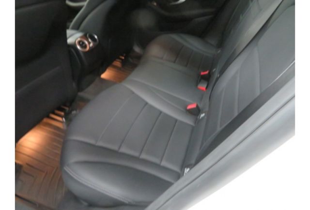 Benz GLC 300  第9張相片