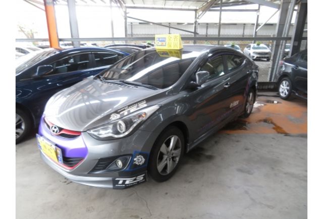 Hyundai ELANTRA  第5張相片
