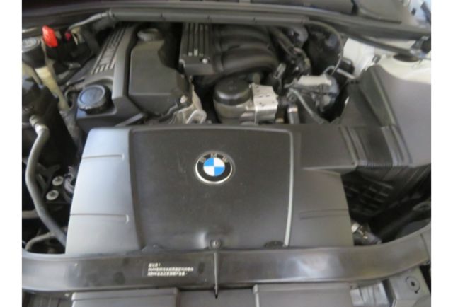 BMW 320I COUPE  第5張相片