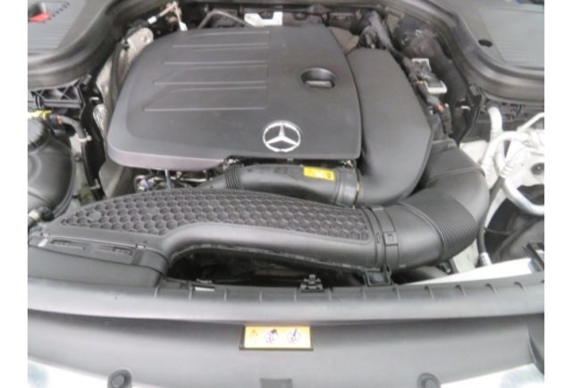 Benz GLC 300  第6張相片