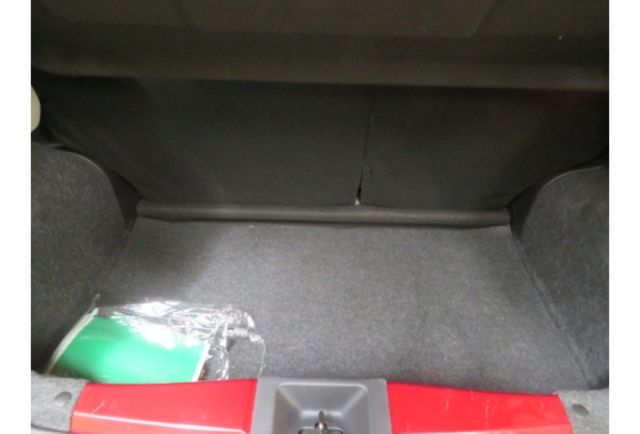Nissan MARCH  第7張相片